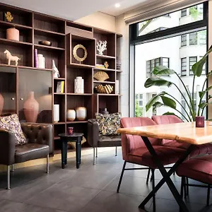 4* Hotel Stadthotel Am Roemerturm